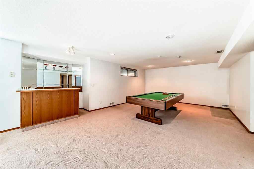 MLS® A2260143 - 17 Santana Manor NW in Sandstone Valley Calgary, Residential