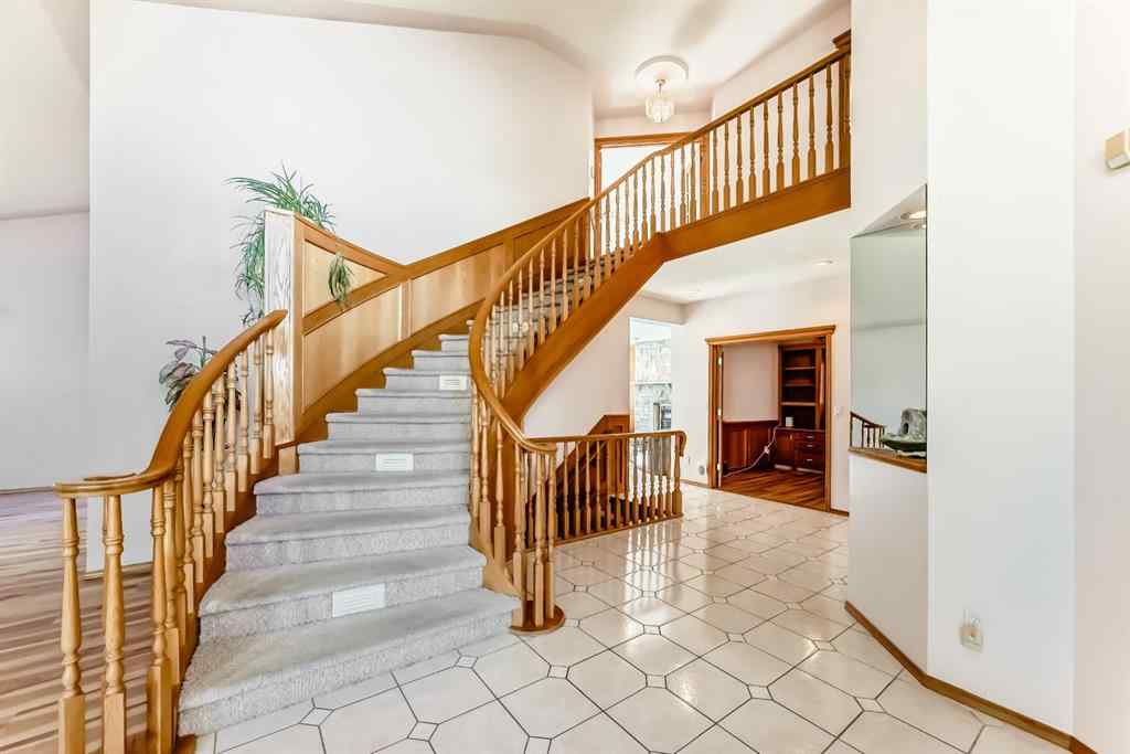 MLS® A2260143 - 17 Santana Manor NW in Sandstone Valley Calgary, Residential