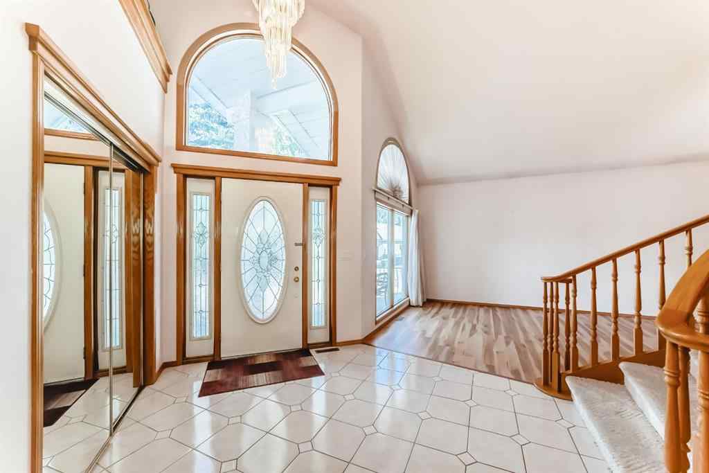 MLS® A2260143 - 17 Santana Manor NW in Sandstone Valley Calgary, Residential