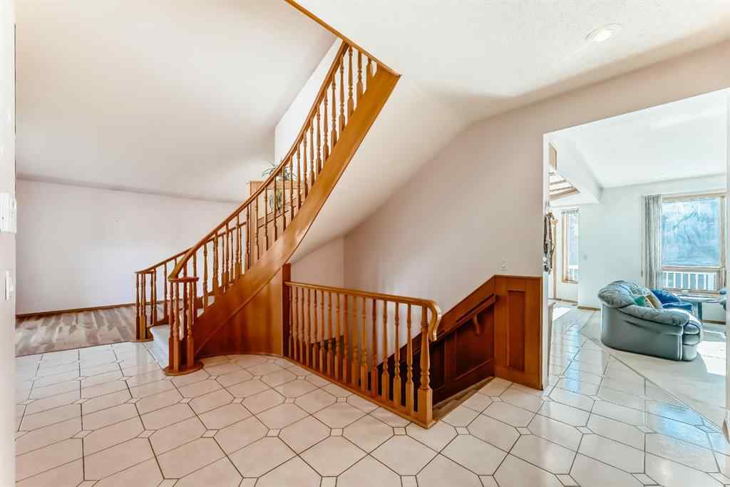 MLS® A2260143 - 17 Santana Manor NW in Sandstone Valley Calgary, Residential