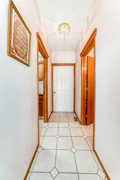 MLS® A2260143 - 17 Santana Manor NW in Sandstone Valley Calgary, Residential