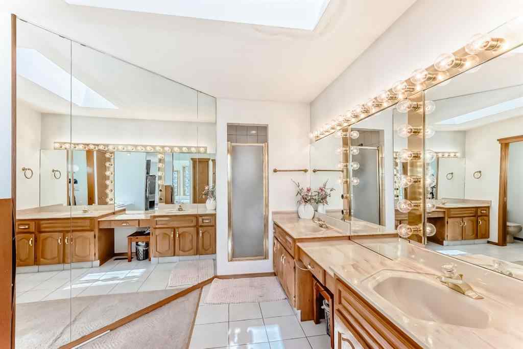 MLS® A2260143 - 17 Santana Manor NW in Sandstone Valley Calgary, Residential