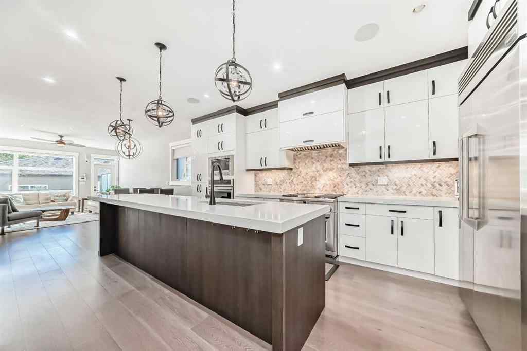 MLS® A2260146 - 2234 28 Street SW in Killarney/Glengarry Calgary, Residential