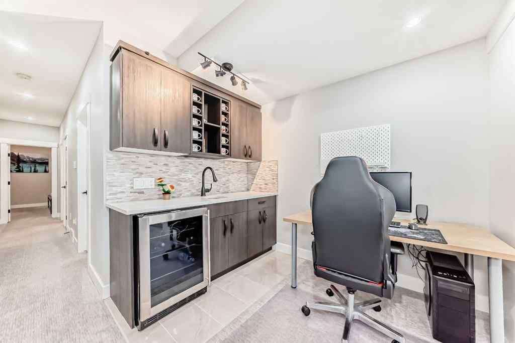 MLS® A2260146 - 2234 28 Street SW in Killarney/Glengarry Calgary, Residential