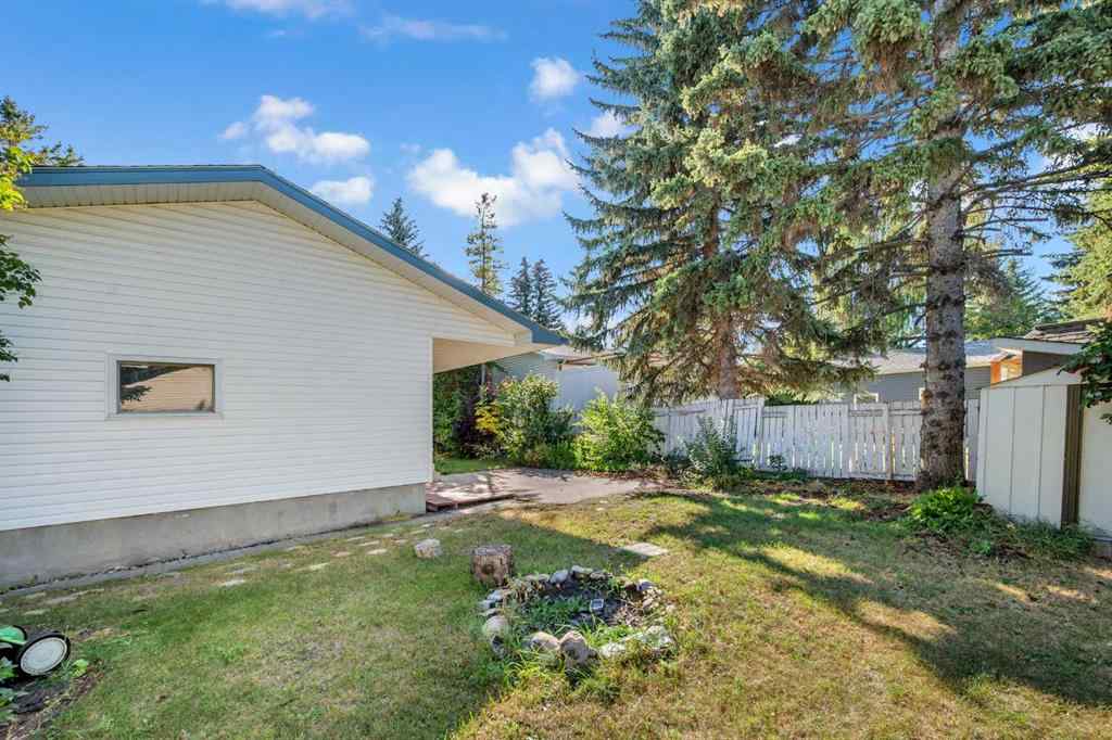 MLS® A2260148 - 11027 Bradbury Drive SW in Braeside Calgary, Residential