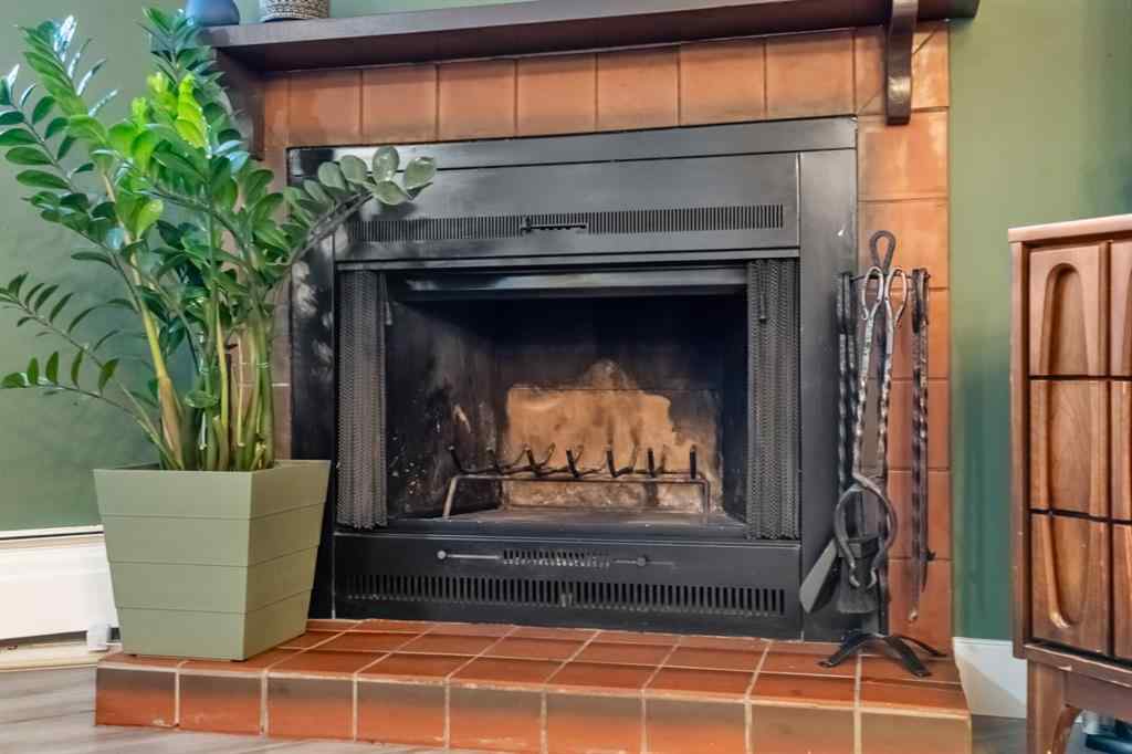 MLS® A2260154 - Unit #7 821 3 Avenue SW in Downtown Commercial Core Calgary, Residential