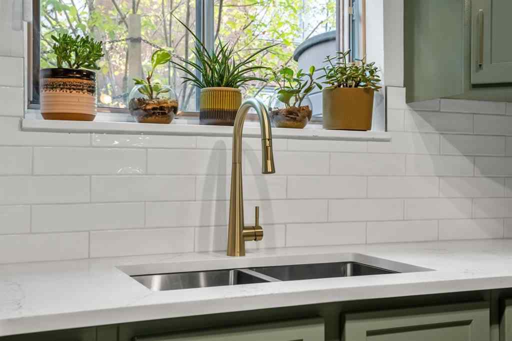 MLS® A2260154 - Unit #7 821 3 Avenue SW in Downtown Commercial Core Calgary, Residential