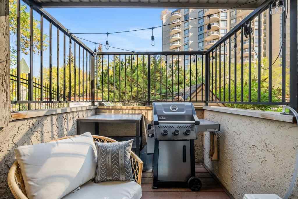 MLS® A2260154 - Unit #7 821 3 Avenue SW in Downtown Commercial Core Calgary, Residential