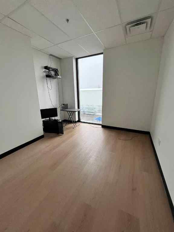 MLS® A2260156 - Unit #11 1209 38 Avenue NE in McCall Calgary, Commercial