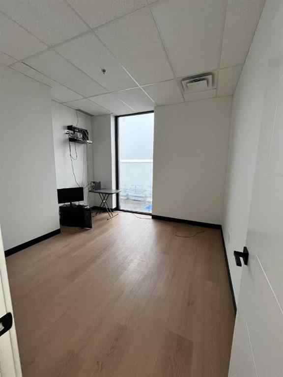 MLS® A2260156 - Unit #11 1209 38 Avenue NE in McCall Calgary, Commercial