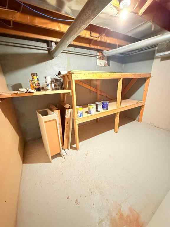 MLS® A2260168 - 10103 95 Avenue  in Swanavon Grande Prairie, Residential