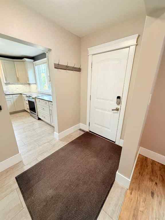 MLS® A2260168 - 10103 95 Avenue  in Swanavon Grande Prairie, Residential