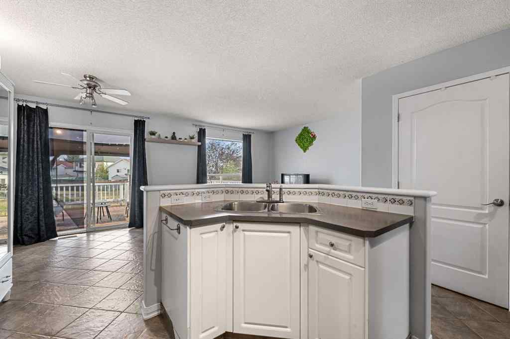 MLS® A2260170 - 47 San Diego Place NE in Monterey Park Calgary, Residential