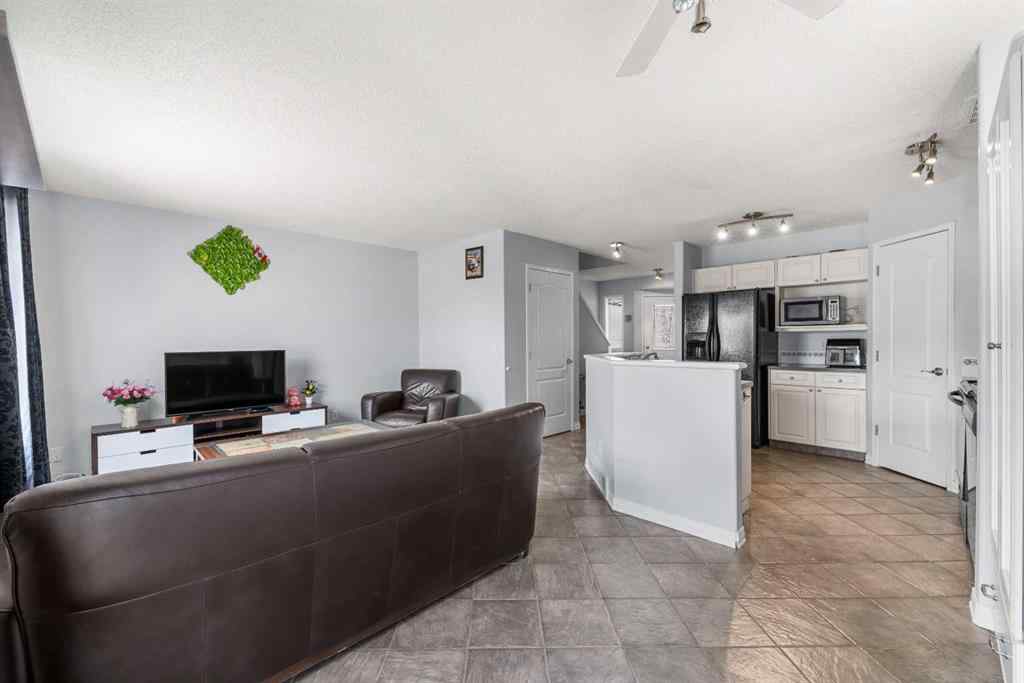 MLS® A2260170 - 47 San Diego Place NE in Monterey Park Calgary, Residential
