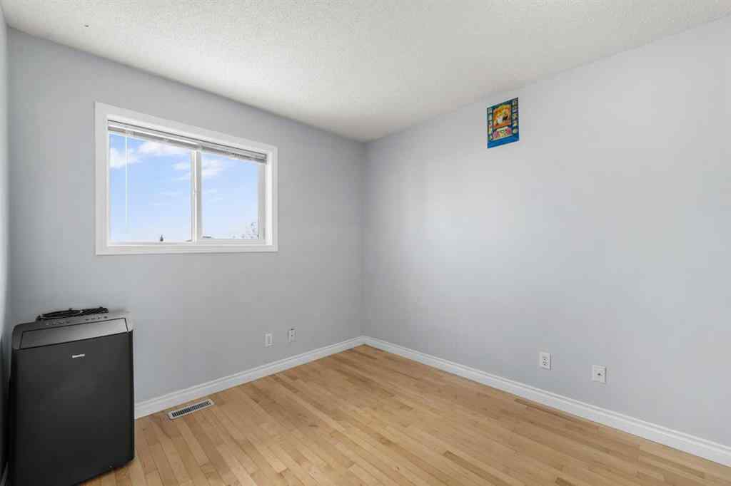 MLS® A2260170 - 47 San Diego Place NE in Monterey Park Calgary, Residential