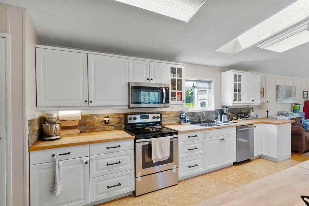 MLS® A2260171 - Unit #10 & 20 30061 Range Road 23   in NONE Rural Mountain View County, Residential