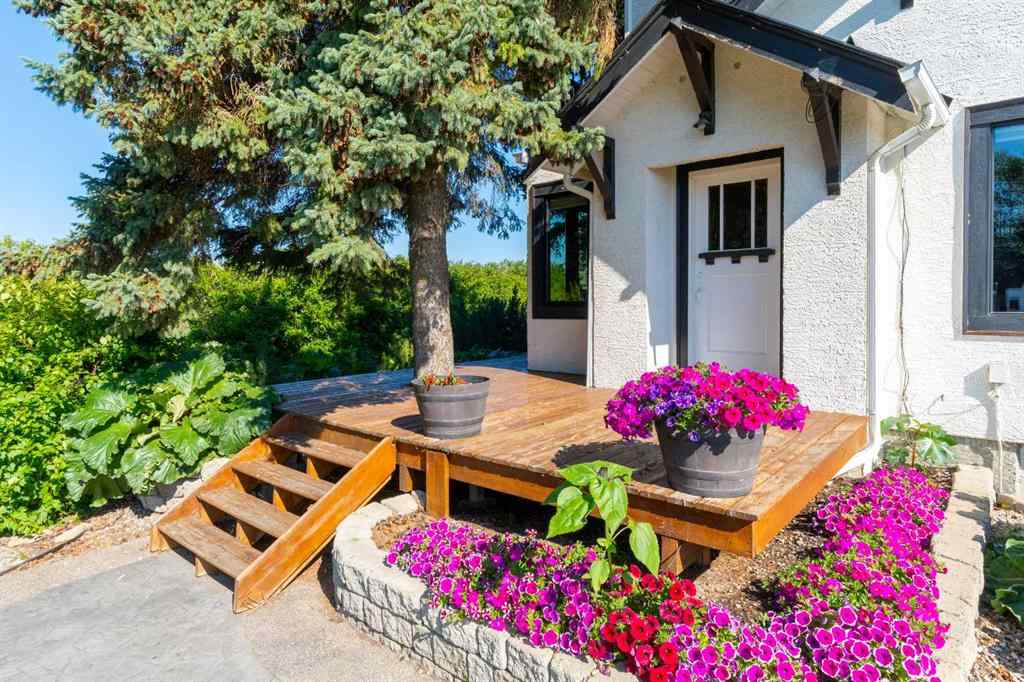 MLS® A2260171 - Unit #10 & 20 30061 Range Road 23   in NONE Rural Mountain View County, Residential