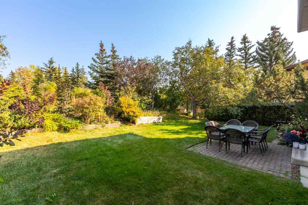 MLS® A2260172 - 20 Edgehill Rise NW in Edgemont Calgary, Residential