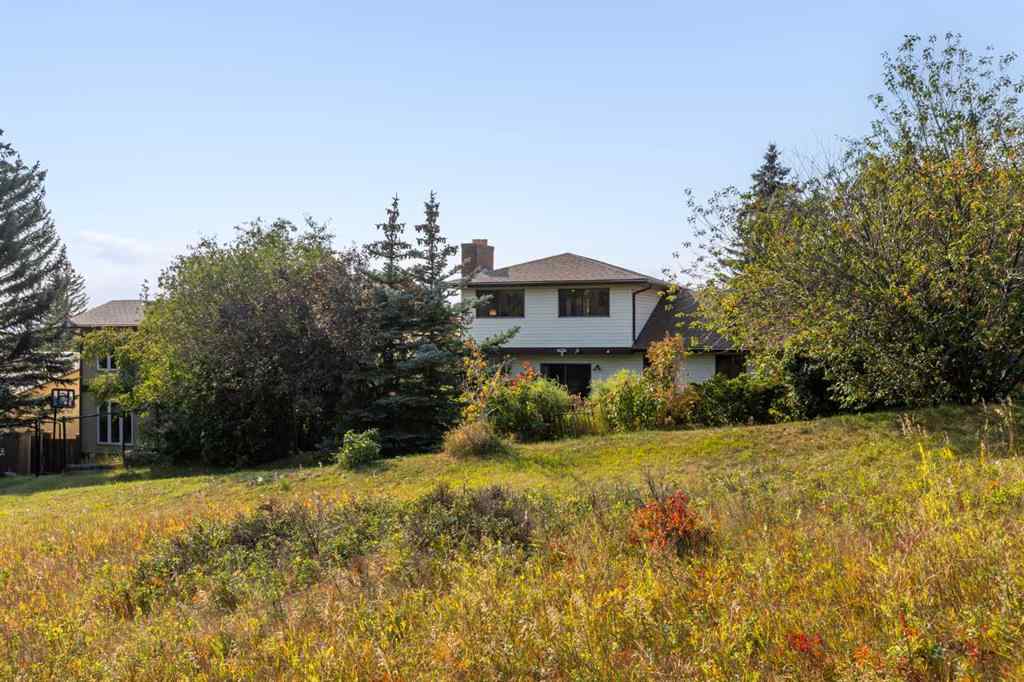 MLS® A2260172 - 20 Edgehill Rise NW in Edgemont Calgary, Residential