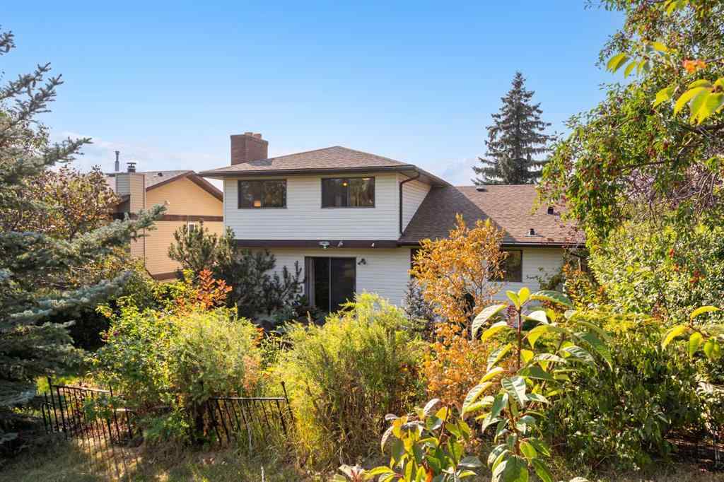 MLS® A2260172 - 20 Edgehill Rise NW in Edgemont Calgary, Residential