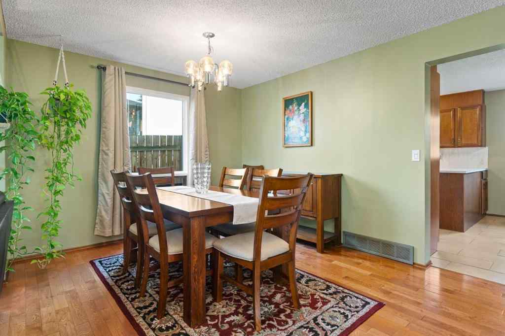 MLS® A2260172 - 20 Edgehill Rise NW in Edgemont Calgary, Residential