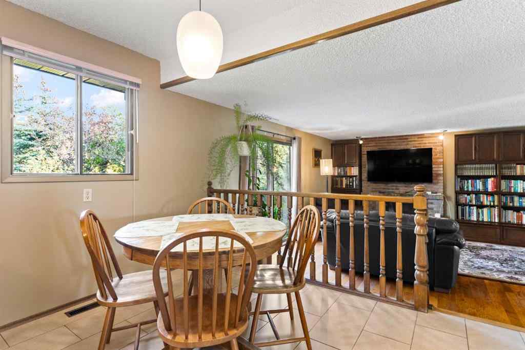 MLS® A2260172 - 20 Edgehill Rise NW in Edgemont Calgary, Residential