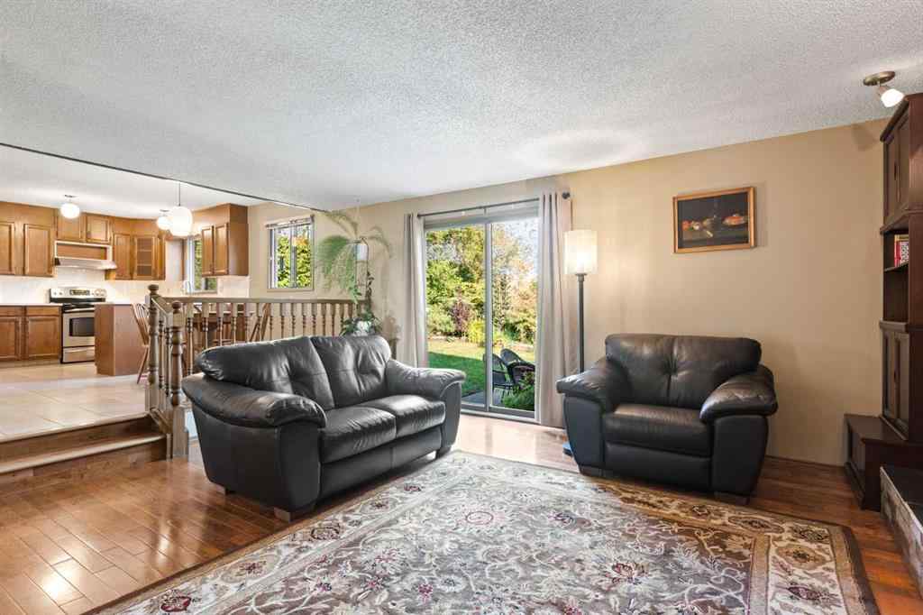 MLS® A2260172 - 20 Edgehill Rise NW in Edgemont Calgary, Residential