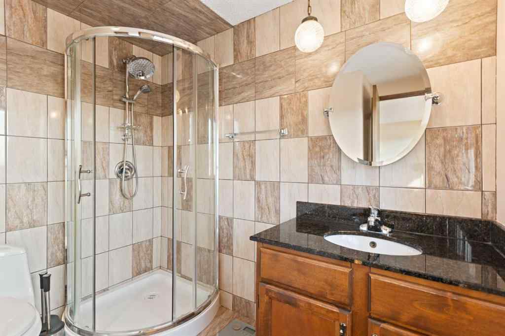 MLS® A2260172 - 20 Edgehill Rise NW in Edgemont Calgary, Residential