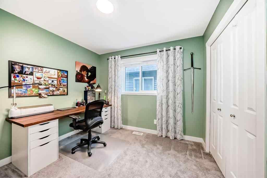 MLS® A2260174 - 204 Sunrise Common  in Sunset Ridge Cochrane, Residential