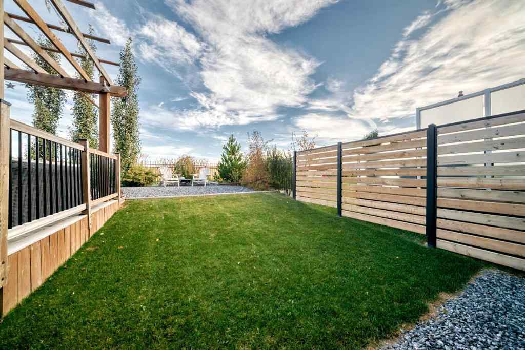 MLS® A2260174 - 204 Sunrise Common  in Sunset Ridge Cochrane, Residential