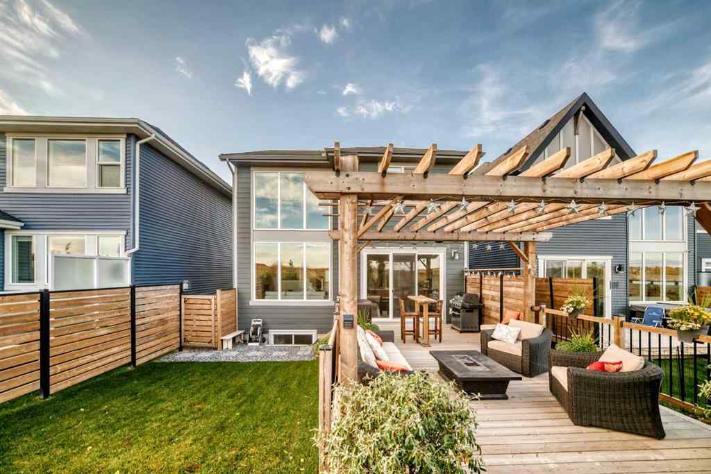 MLS® A2260174 - 204 Sunrise Common  in Sunset Ridge Cochrane, Residential