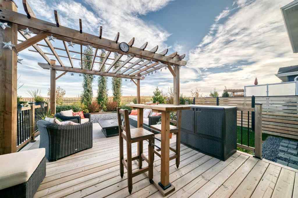 MLS® A2260174 - 204 Sunrise Common  in Sunset Ridge Cochrane, Residential