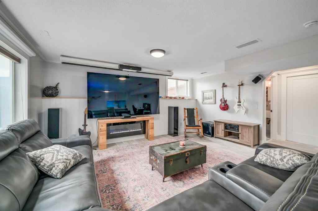 MLS® A2260175 - 18 Cimarron Grove Bay  in Cimarron Okotoks, Residential