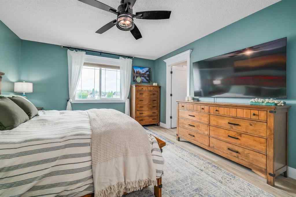 MLS® A2260175 - 18 Cimarron Grove Bay  in Cimarron Okotoks, Residential