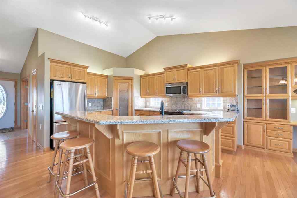 MLS® A2260183 - 20 Hillcrest Boulevard  in Hillview Estates Strathmore, Residential