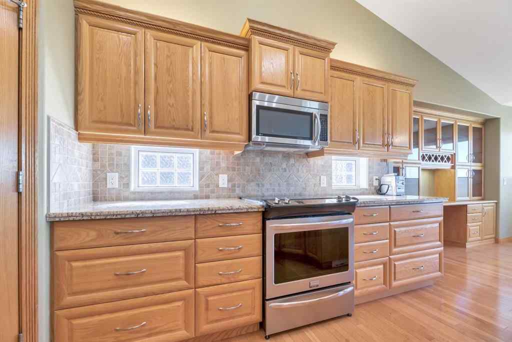 MLS® A2260183 - 20 Hillcrest Boulevard  in Hillview Estates Strathmore, Residential