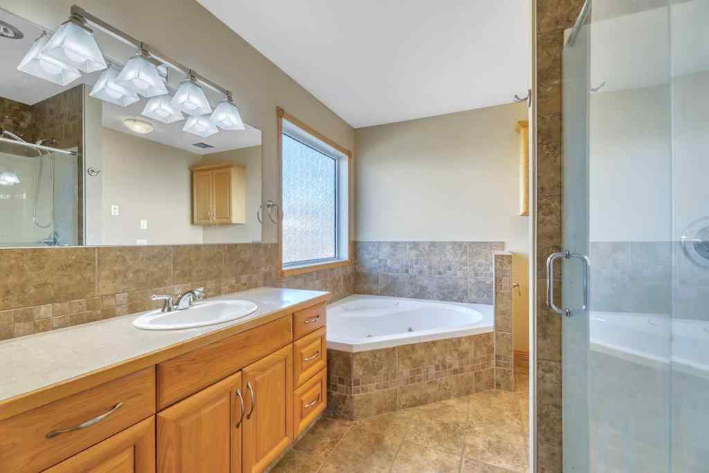 MLS® A2260183 - 20 Hillcrest Boulevard  in Hillview Estates Strathmore, Residential