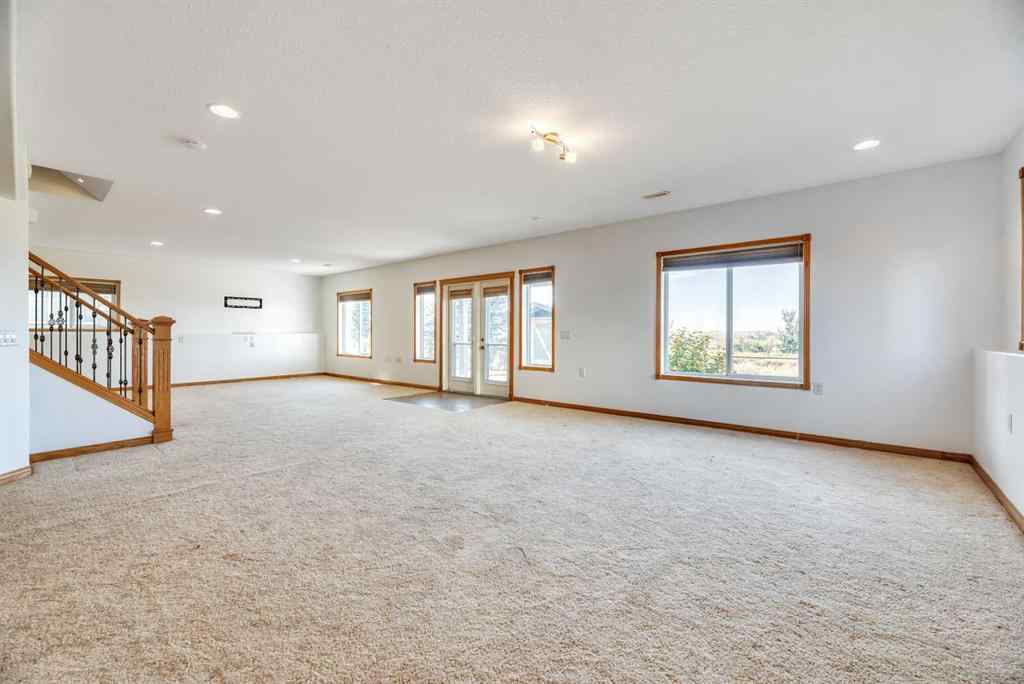 MLS® A2260183 - 20 Hillcrest Boulevard  in Hillview Estates Strathmore, Residential