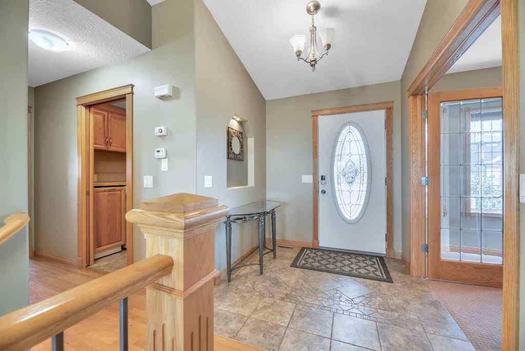 MLS® A2260183 - 20 Hillcrest Boulevard  in Hillview Estates Strathmore, Residential