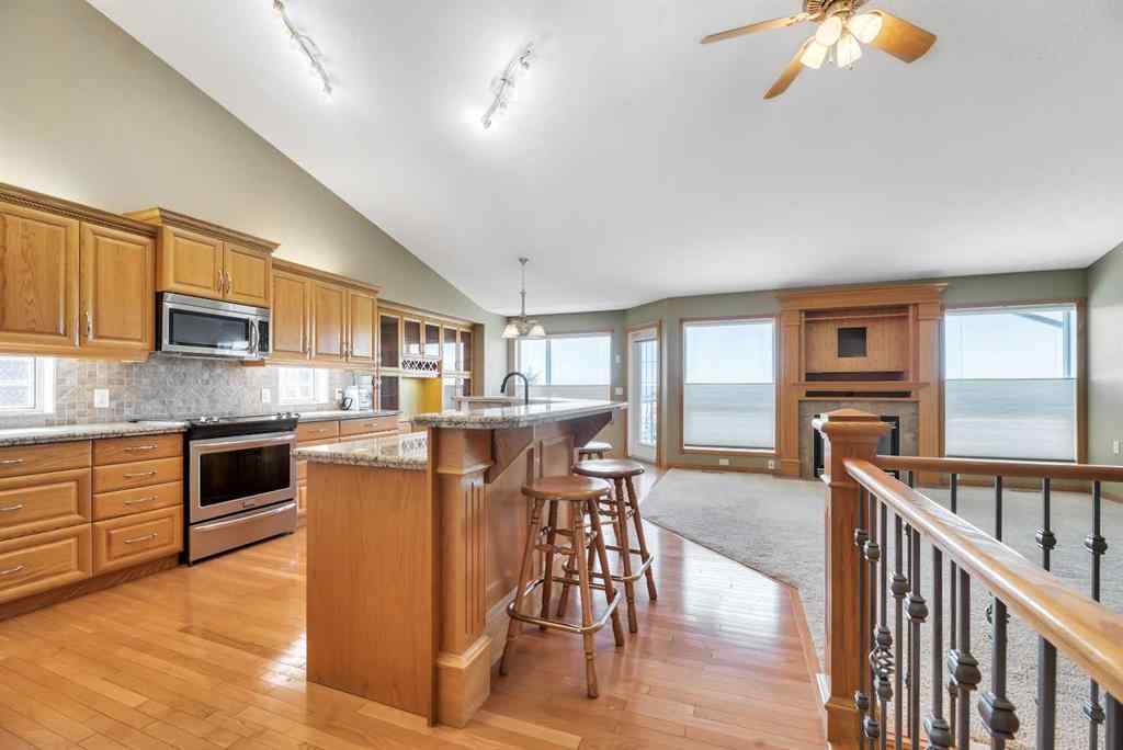 MLS® A2260183 - 20 Hillcrest Boulevard  in Hillview Estates Strathmore, Residential