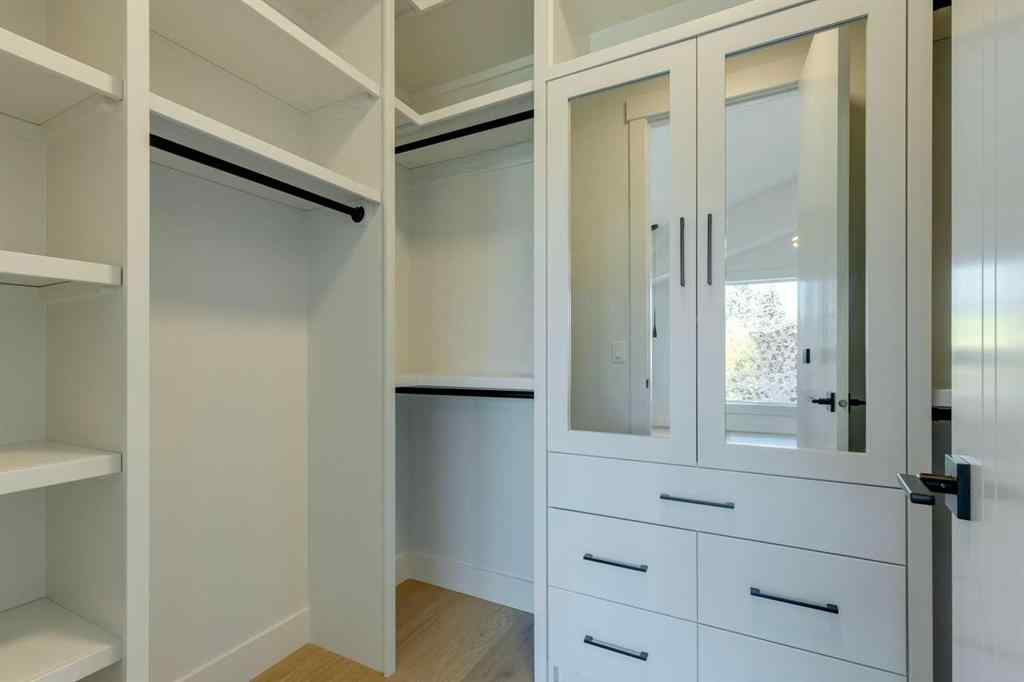 MLS® A2260186 - 2015 23 Avenue NW in Banff Trail Calgary, Residential