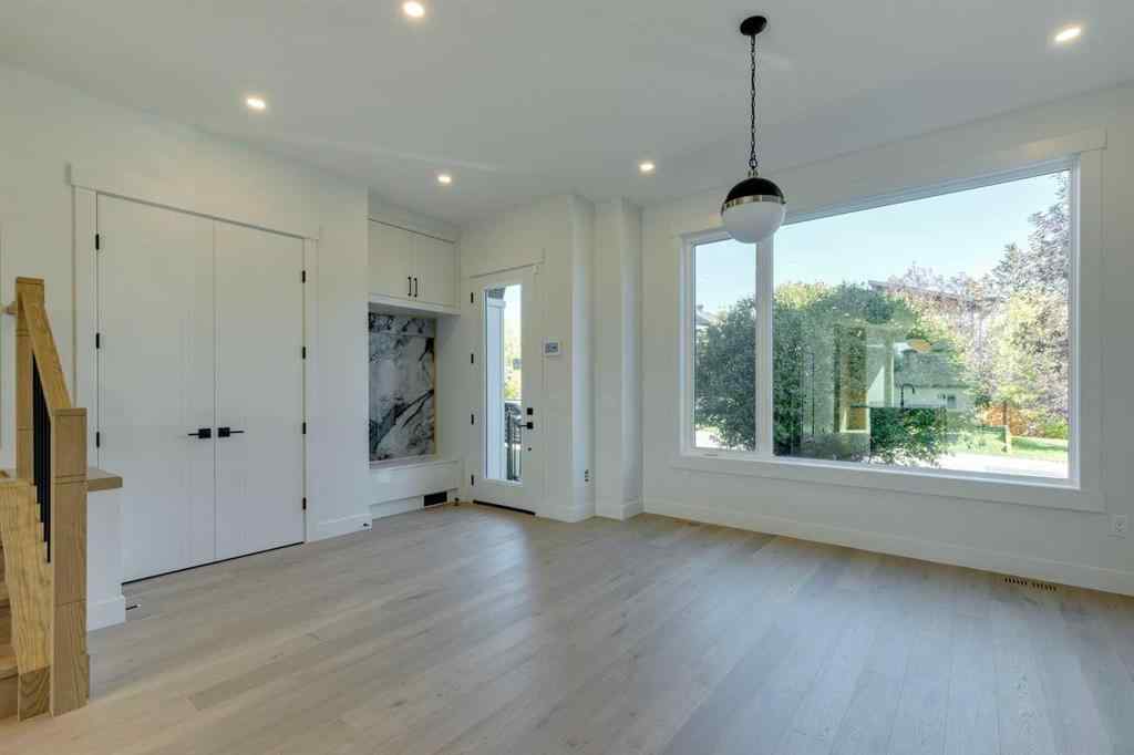 MLS® A2260186 - 2015 23 Avenue NW in Banff Trail Calgary, Residential