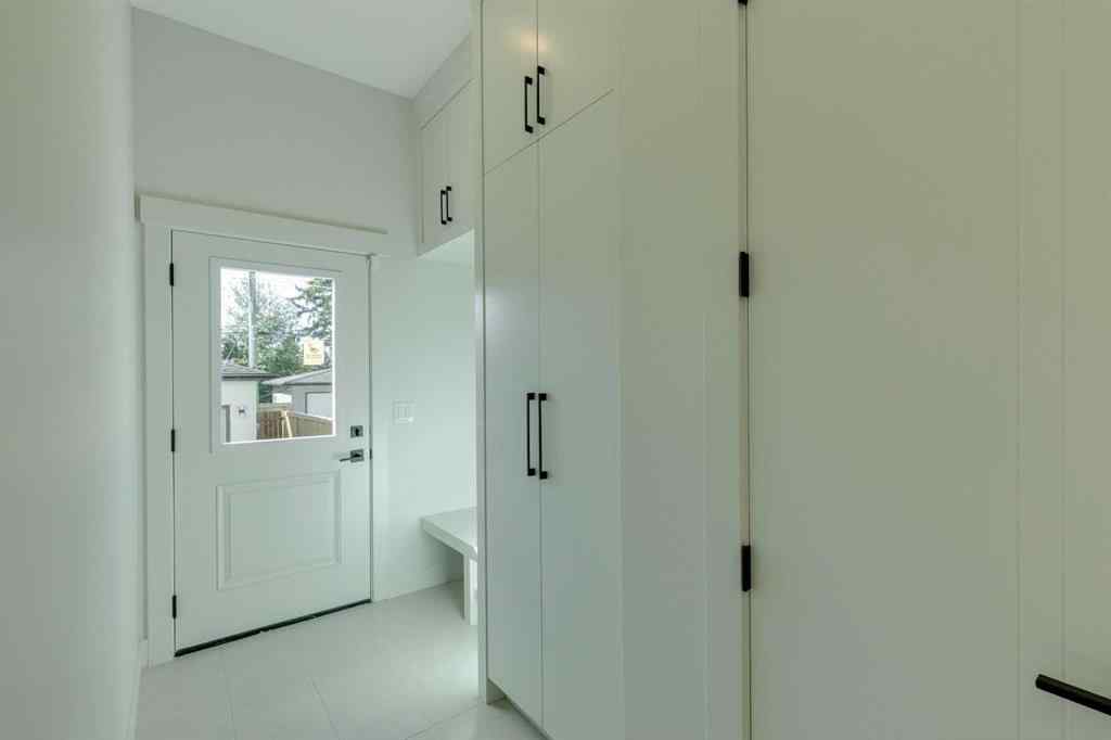 MLS® A2260186 - 2015 23 Avenue NW in Banff Trail Calgary, Residential