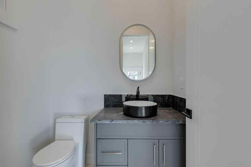 MLS® A2260186 - 2015 23 Avenue NW in Banff Trail Calgary, Residential