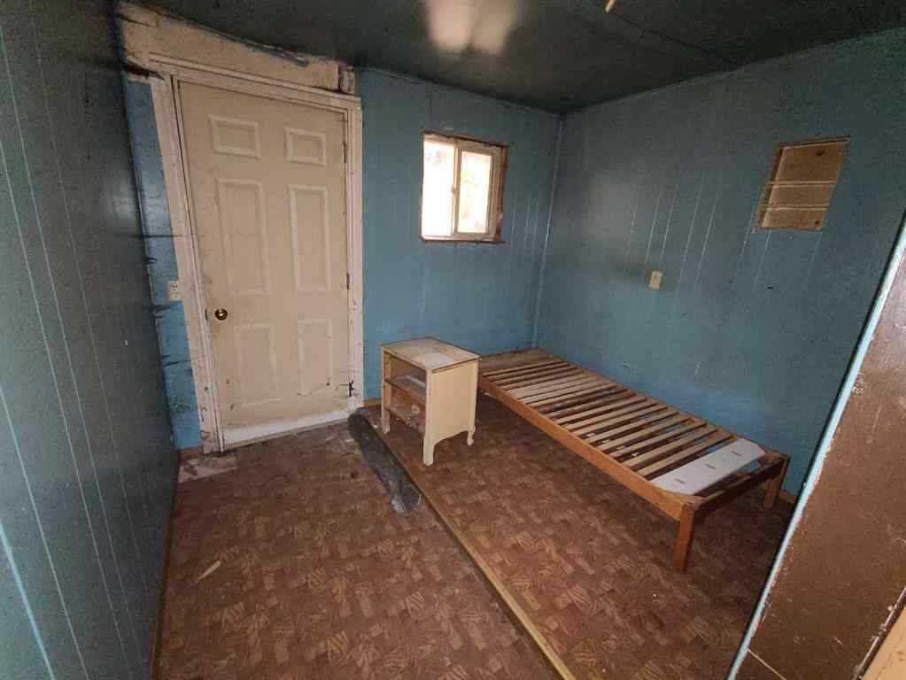 MLS® A2260187 - 10830 91 Street  in Lower West Peace Peace River, Residential