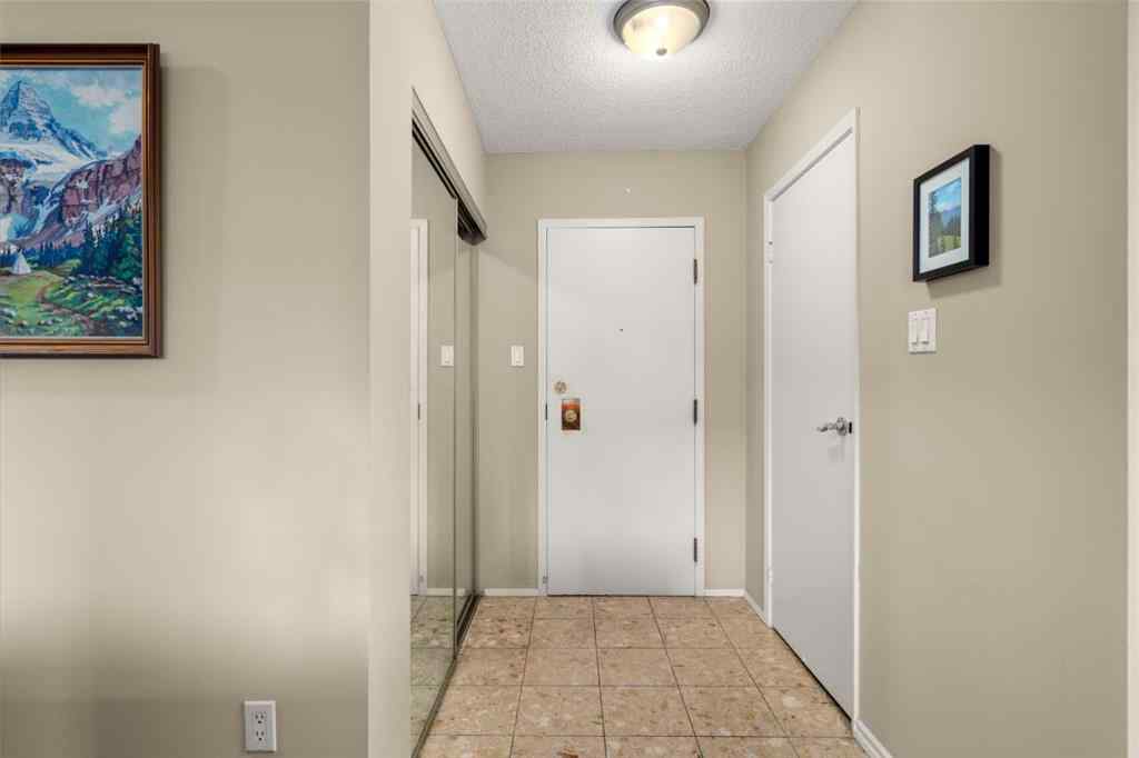 MLS® A2260189 - Unit #403 1334 14 Avenue SW in Beltline Calgary, Residential