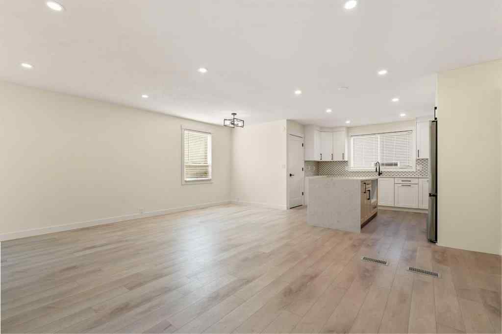 MLS® A2260191 - 972 Bracewood Rise SW in Braeside Calgary, Residential