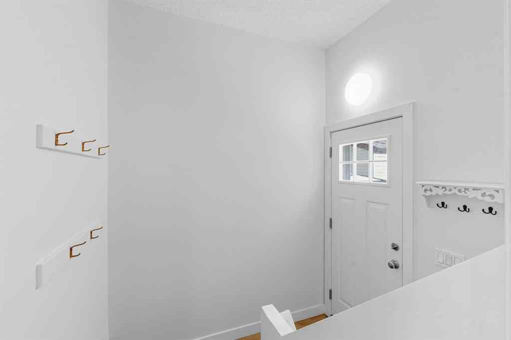 MLS® A2260191 - 972 Bracewood Rise SW in Braeside Calgary, Residential