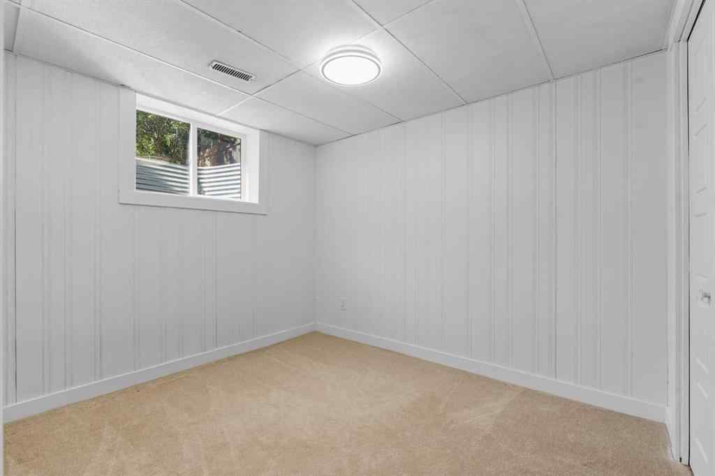 MLS® A2260191 - 972 Bracewood Rise SW in Braeside Calgary, Residential