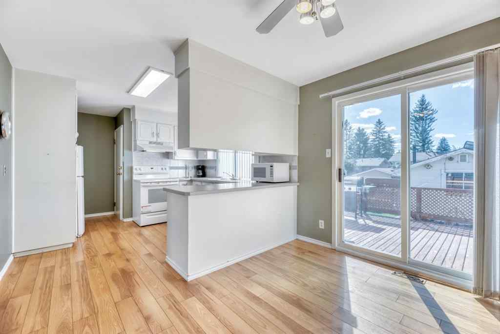 MLS® A2260198 - 23 Brazeau Crescent SW in Braeside Calgary, Residential